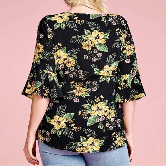 Floral Tie Front Bell Sleeve Top - Picture 5 of 6